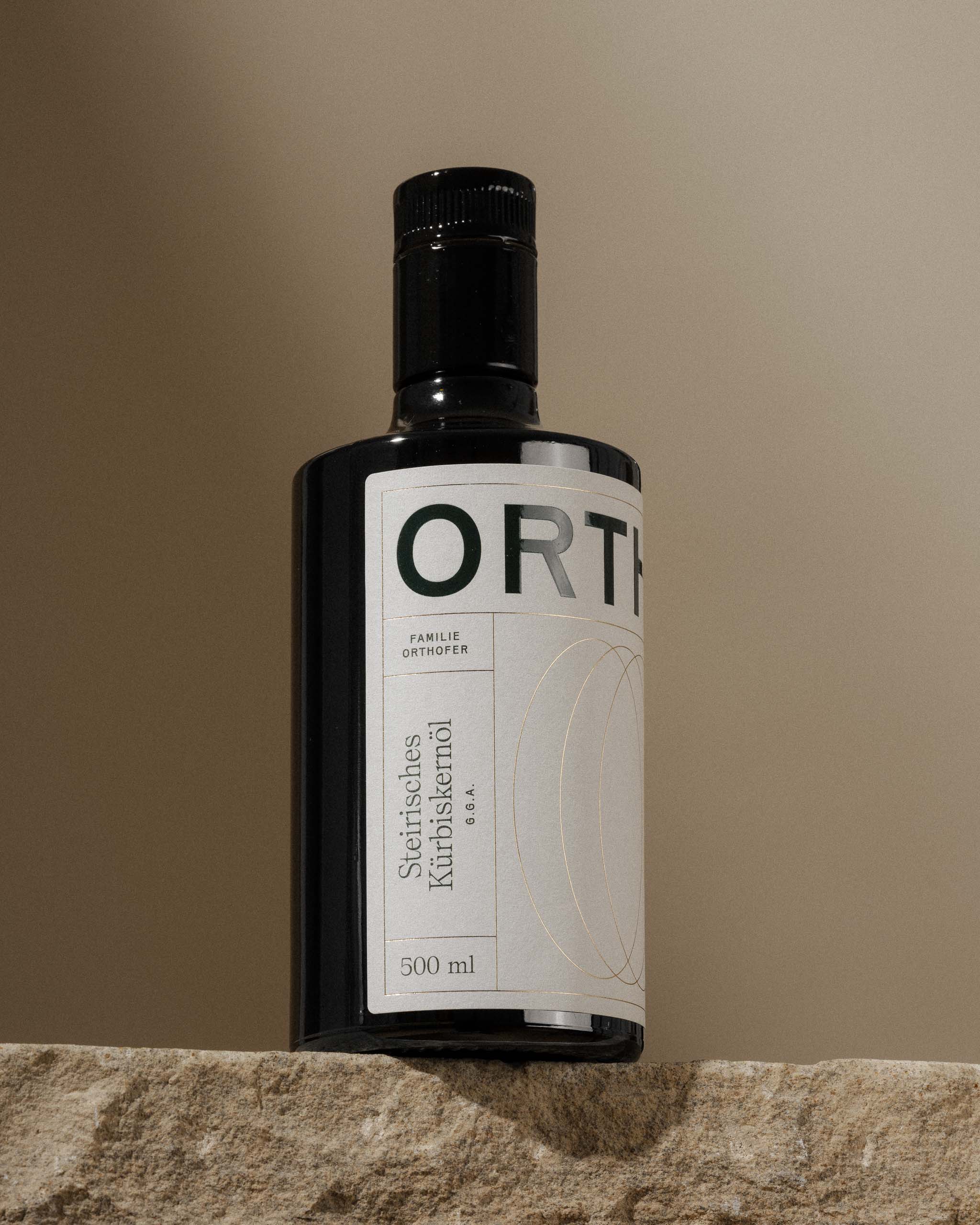 ORTHOFER_©_Lukas_Diemling_2026_Web_19